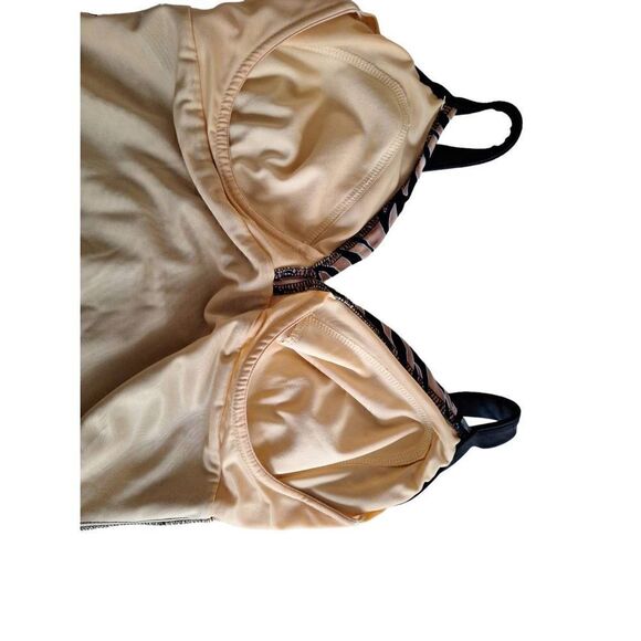 Carol Wier One Piece - Picture 3 of 5